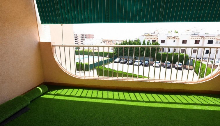 Resale - Apartment - Orihuela Costa - La Zenia