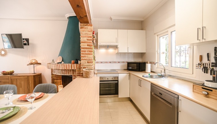 Resale - Apartment - Orihuela Costa