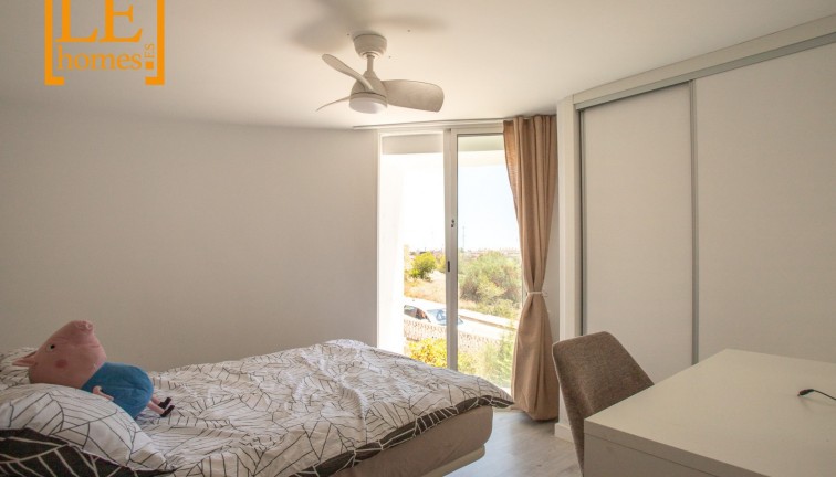 Återförsäljning - Fristående hus - Orihuela Costa - Villamartín