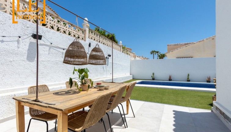 Återförsäljning - Fristående hus - Orihuela Costa - Villamartín