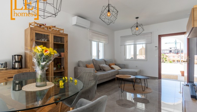 Återförsäljning - Fristående hus - Orihuela Costa - Villamartín
