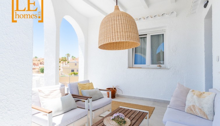 Återförsäljning - Fristående hus - Orihuela Costa - Villamartín