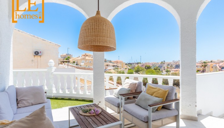 Återförsäljning - Fristående hus - Orihuela Costa - Villamartín