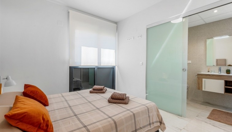 Resale - Apartment - Orihuela Costa