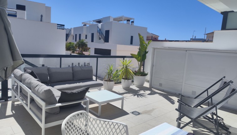 Resale - Apartment - Pilar de la Horadada - El Mojón