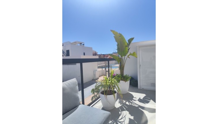 Resale - Apartment - Pilar de la Horadada - El Mojón