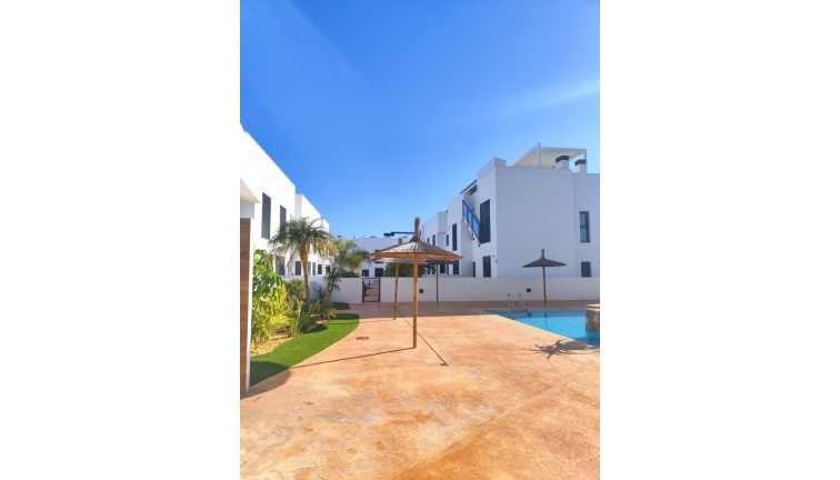 Resale - Apartment - Pilar de la Horadada - El Mojón