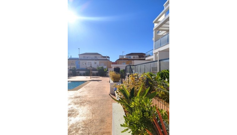 Resale - Apartment - Pilar de la Horadada - El Mojón