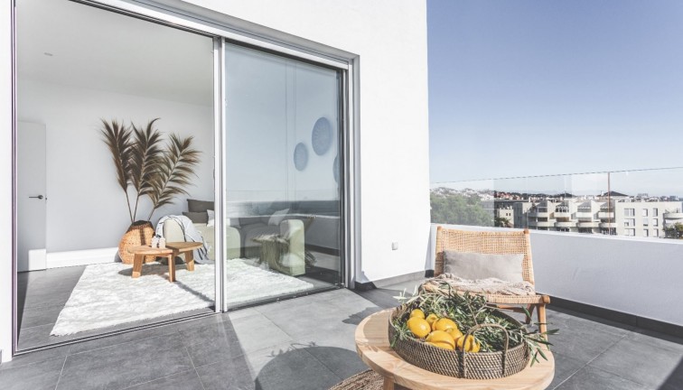 Resale - Semi-Detached - Torreblanca