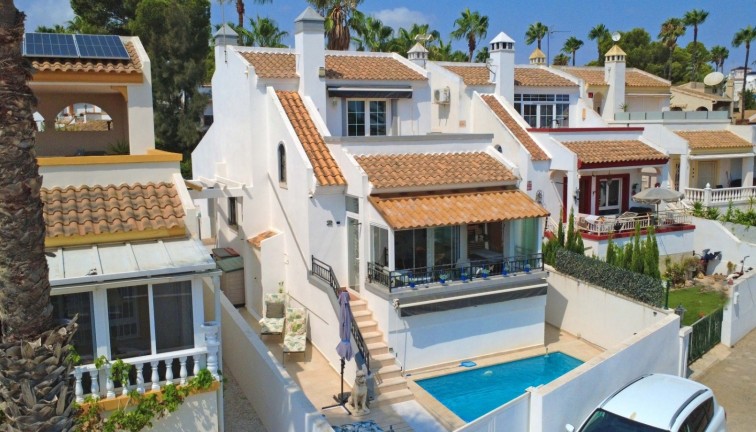 Resale - Chalet - Orihuela Costa - Villamartín