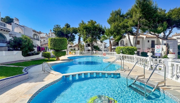 Resale - Bungalow - Torrevieja - Nueva Torrevieja