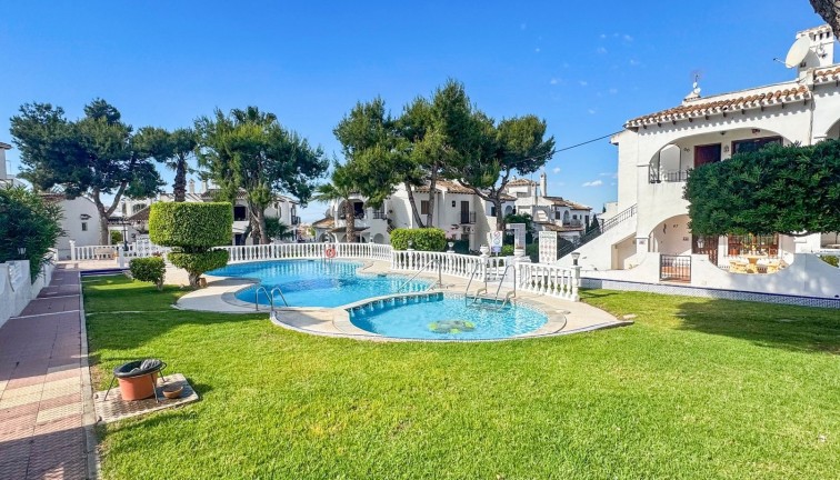 Resale - Bungalow - Torrevieja - Nueva Torrevieja