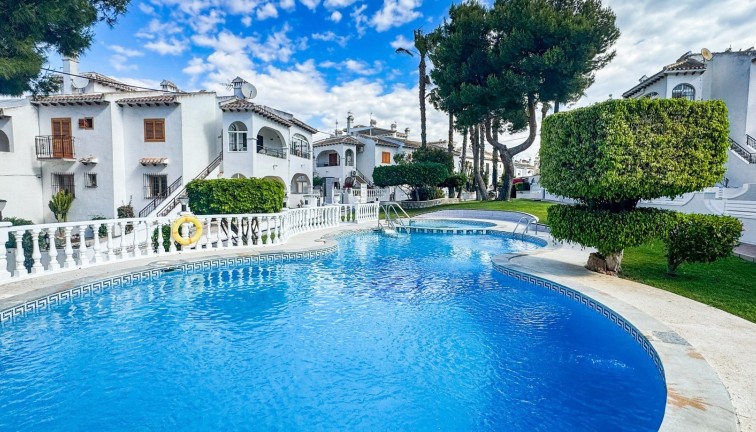 Resale - Bungalow - Torrevieja - Nueva Torrevieja