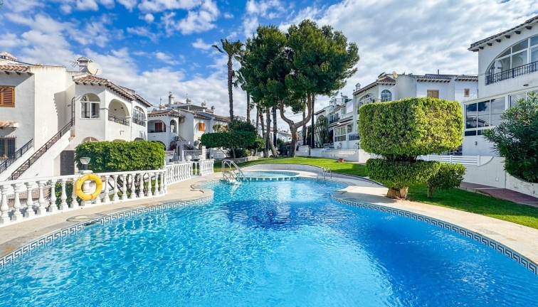 Resale - Bungalow - Torrevieja - Nueva Torrevieja