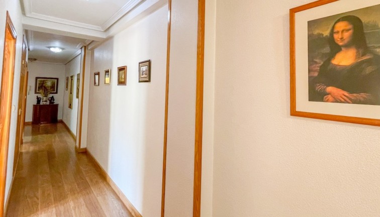 Reventa - Apartamento / piso - Torrevieja - Acequion