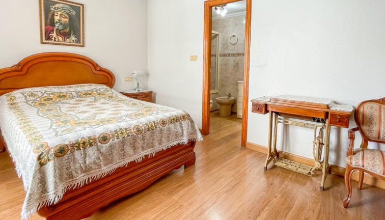 Reventa - Apartamento / piso - Torrevieja - Acequion