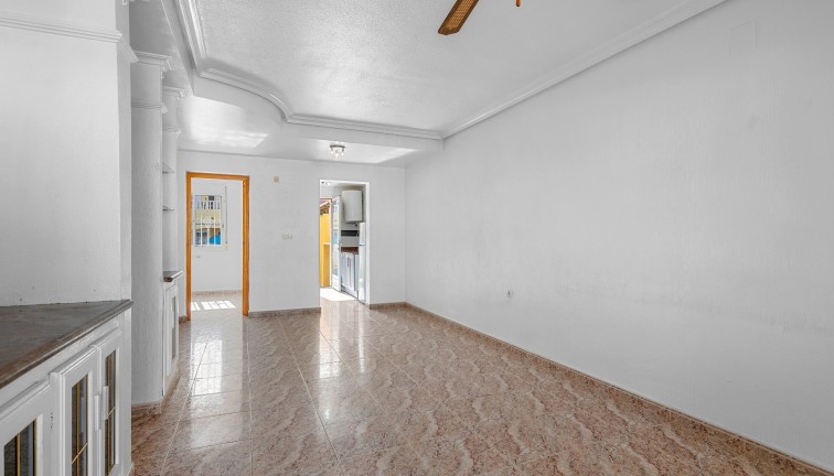 Jälleenmyynti - Erillistalo - Orihuela Costa - Villamartín