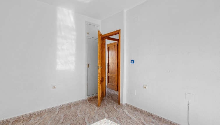 Jälleenmyynti - Erillistalo - Orihuela Costa - Villamartín