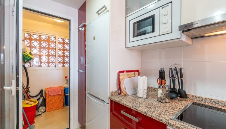 Resale - Apartment - Orihuela Costa - Villamartín