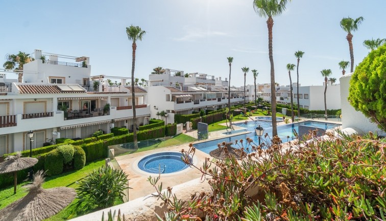 Resale - Apartment - Orihuela Costa - Villamartín