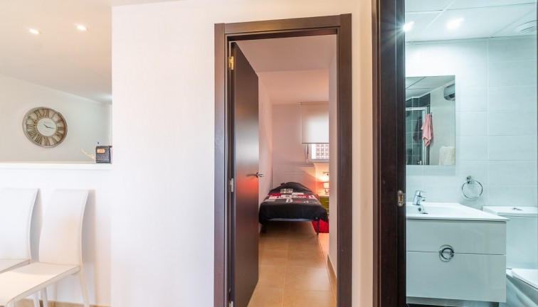 Resale - Apartment - Orihuela Costa - Villamartín