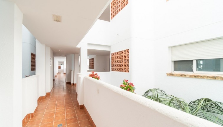 Resale - Apartment - Orihuela Costa - Villamartín