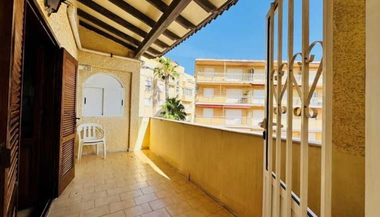 Reventa - Apartamento dúplex - La Mata - LA MATA
