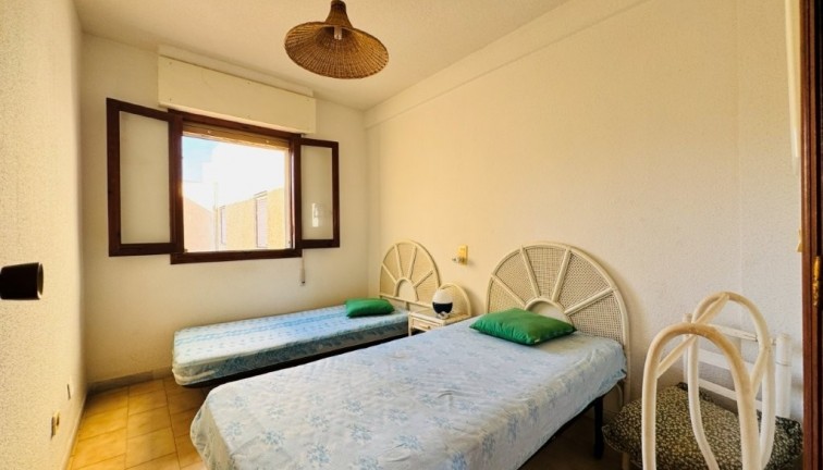 Reventa - Apartamento dúplex - La Mata - LA MATA