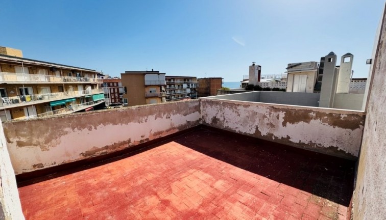 Reventa - Apartamento dúplex - La Mata - LA MATA