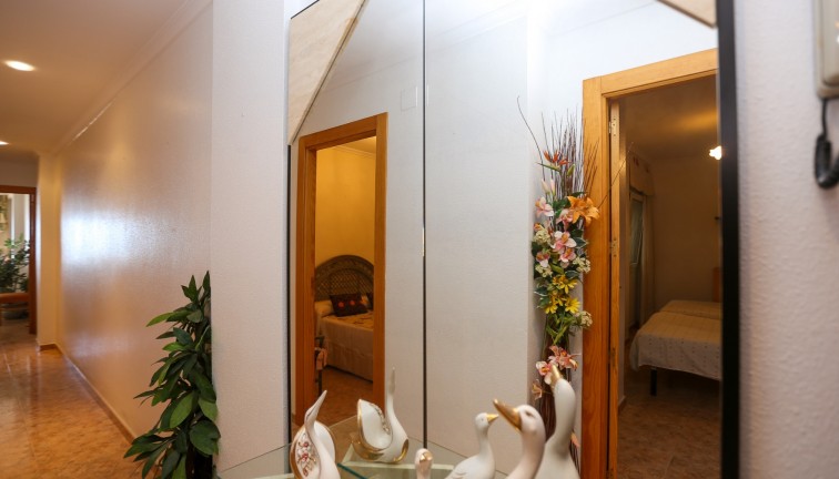 Reventa - Apartamento / piso - La Mata - LA MATA