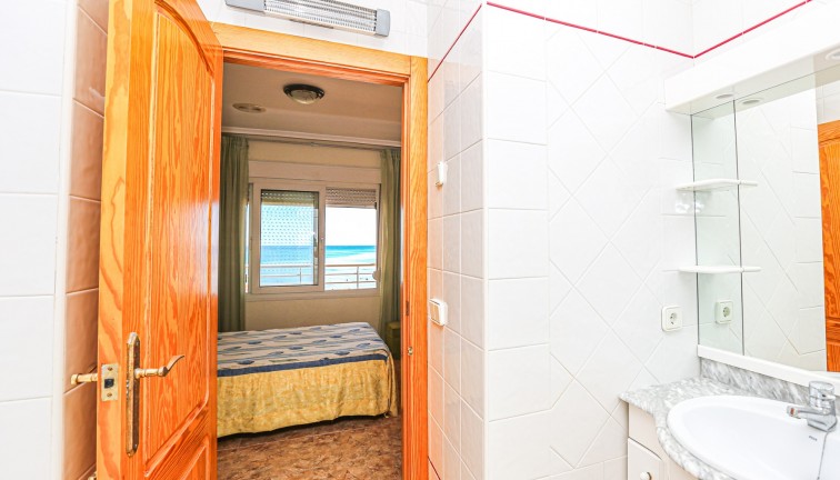 Reventa - Apartamento / piso - La Mata - LA MATA