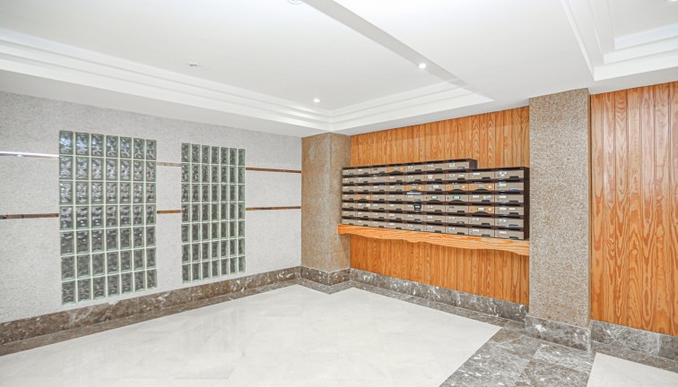 Reventa - Apartamento / piso - La Mata - LA MATA