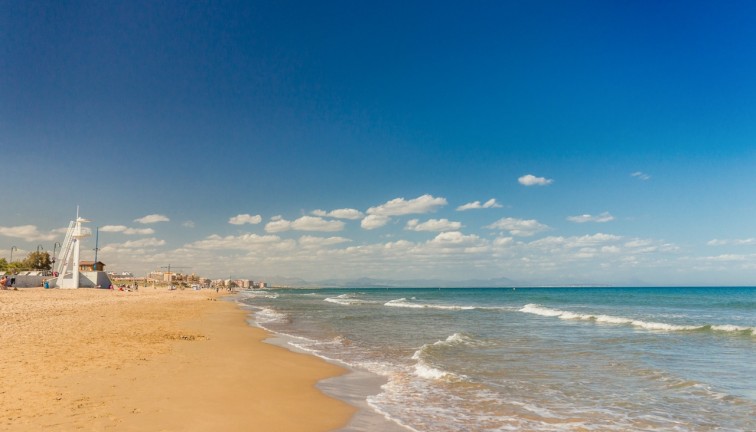 Reventa - Apartamento / piso - La Mata - LA MATA