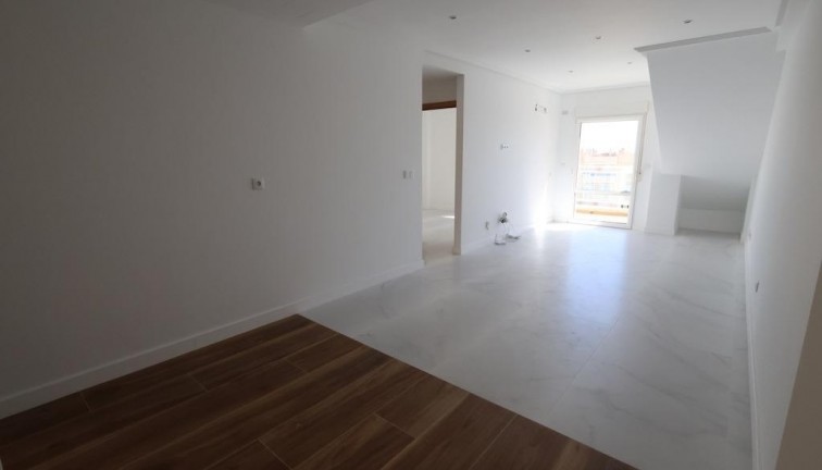 Reventa - Apartamento - Apartamento en el último piso - Orihuela Costa - Cabo Roig