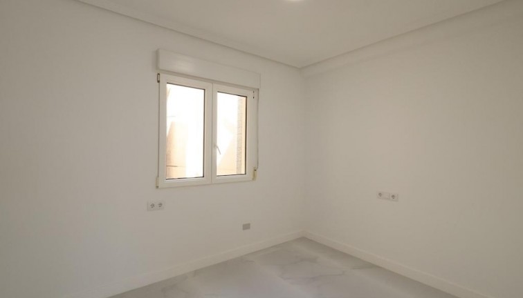 Reventa - Apartamento - Apartamento en el último piso - Orihuela Costa - Cabo Roig