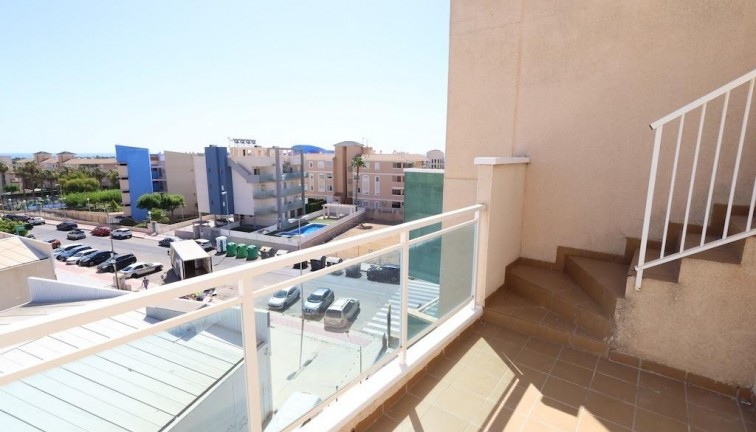 Reventa - Apartamento - Apartamento en el último piso - Orihuela Costa - Cabo Roig