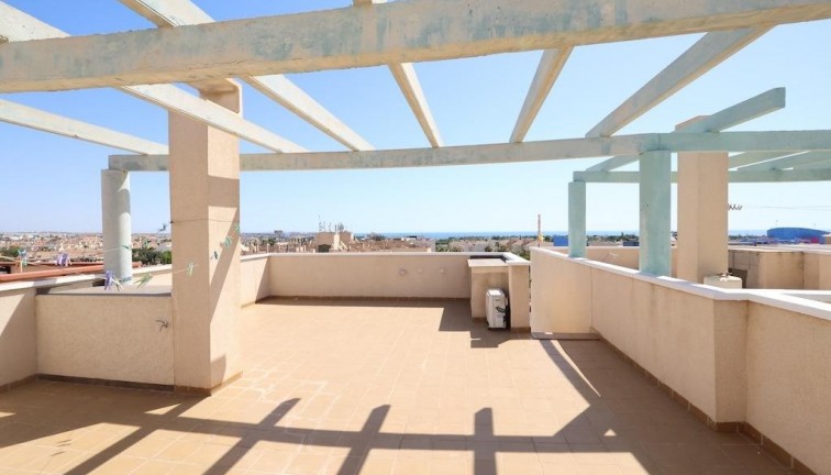 Reventa - Apartamento - Apartamento en el último piso - Orihuela Costa - Cabo Roig