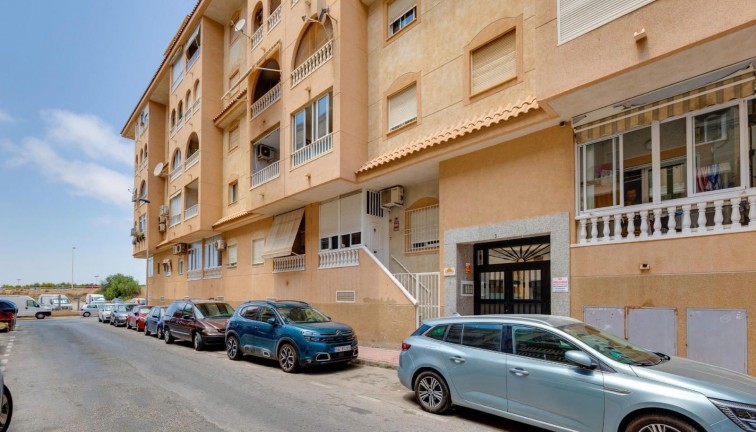 Resale - Apartment - Torrevieja