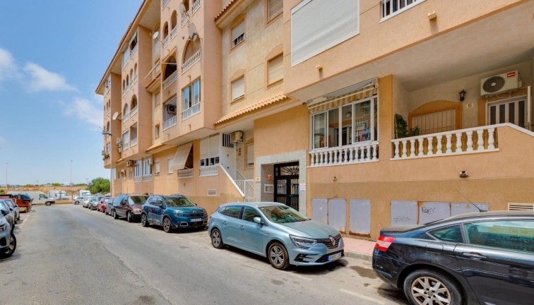 Resale - Apartment - Torrevieja