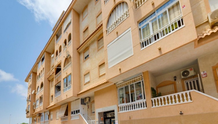Resale - Apartment - Torrevieja