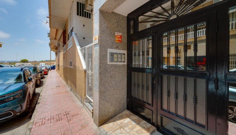 Resale - Apartment - Torrevieja