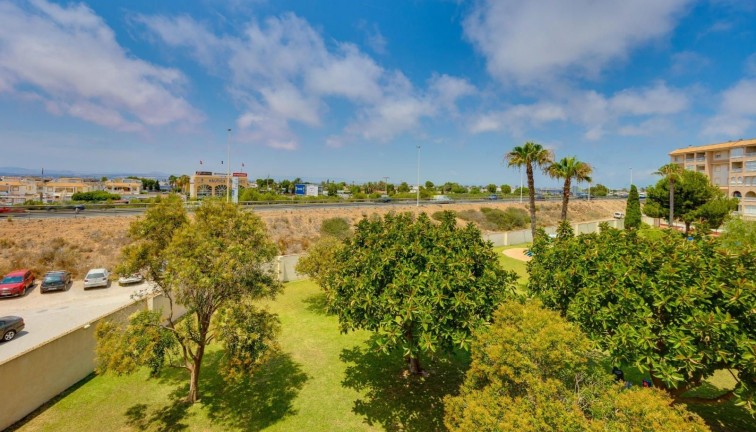 Resale - Apartment - Torrevieja