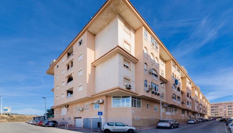 Resale - Apartment - Torrevieja