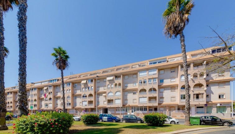 Resale - Apartment - Torrevieja