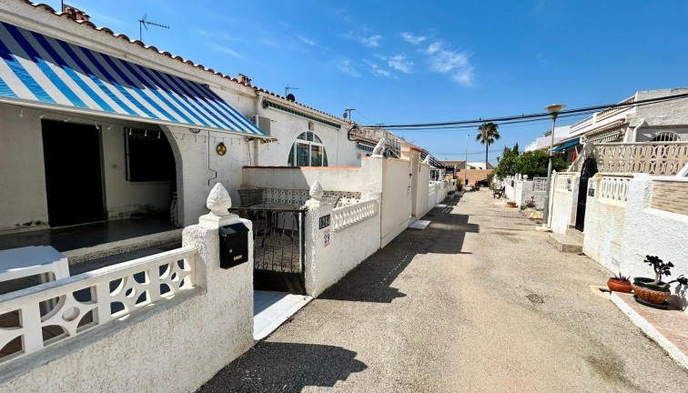 Jälleenmyynti - Paritalo/Rivitalo - Torrevieja - San Luis