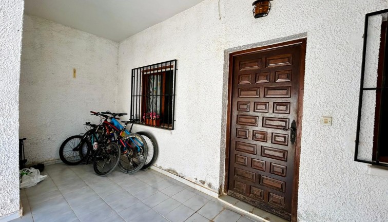 Jälleenmyynti - Paritalo/Rivitalo - Torrevieja - San Luis