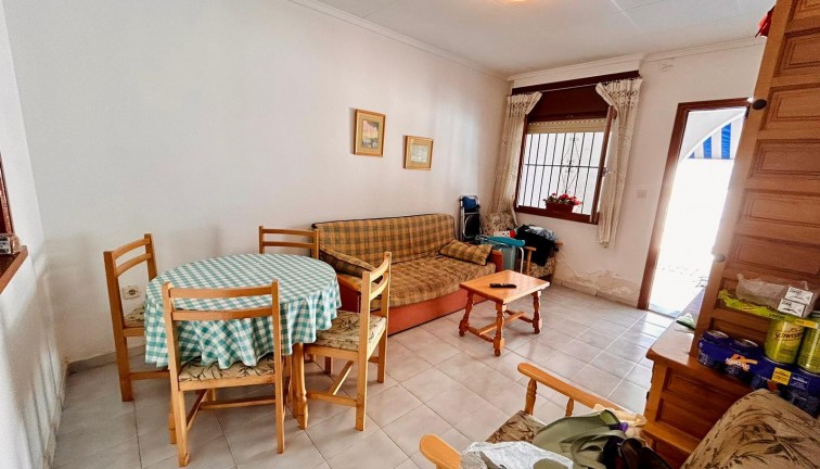 Jälleenmyynti - Paritalo/Rivitalo - Torrevieja - San Luis