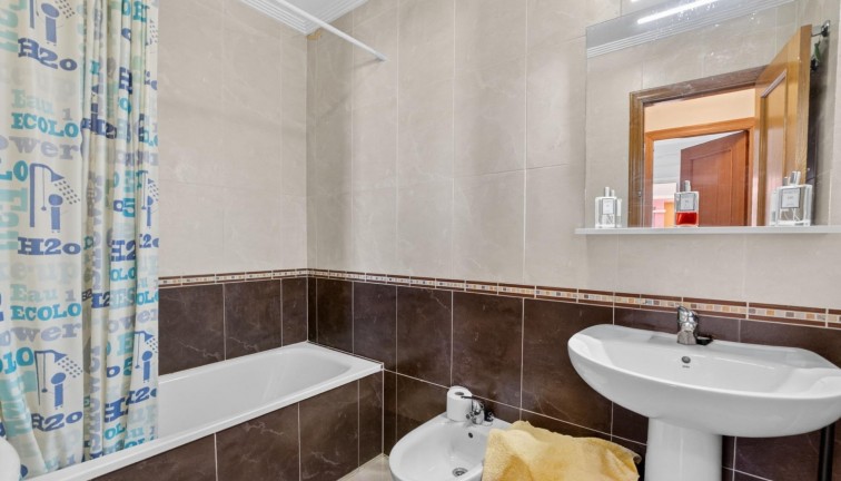 Resale - Apartment - Top Floor Apartment - Torrevieja - Torreblanca
