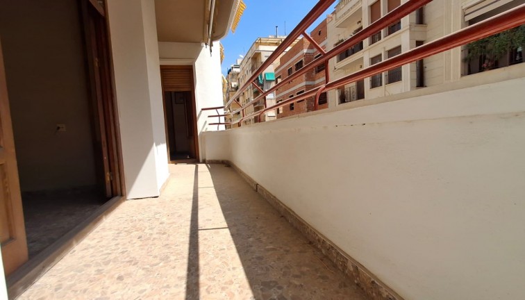 Resale - Apartment - Orihuela