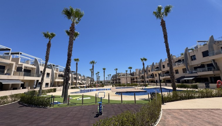 Reventa - Apartamento / piso - Pilar de la Horadada